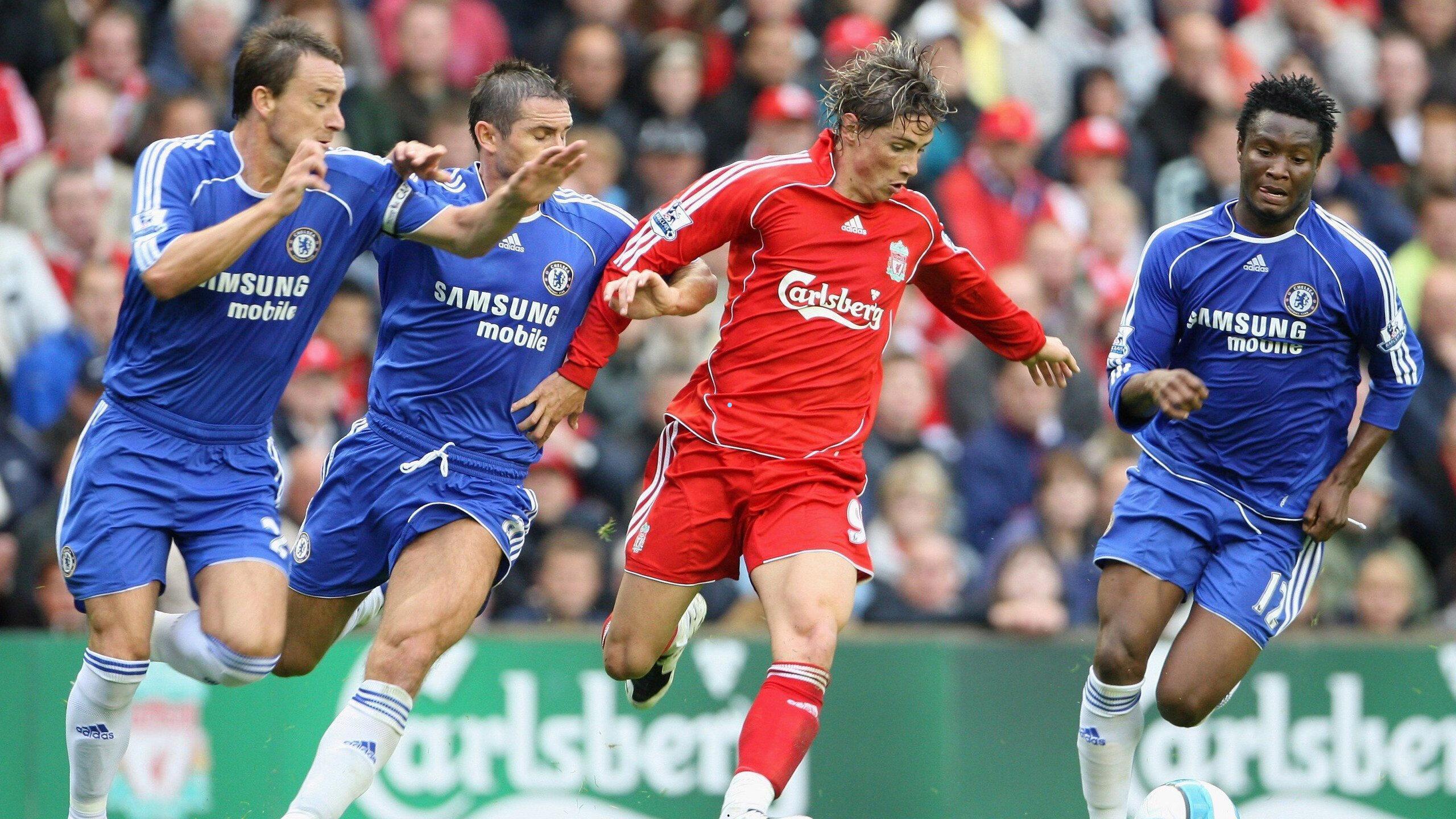 米兰转会市场再出手，瞄准桑托斯19岁左后卫索萨展开攻势